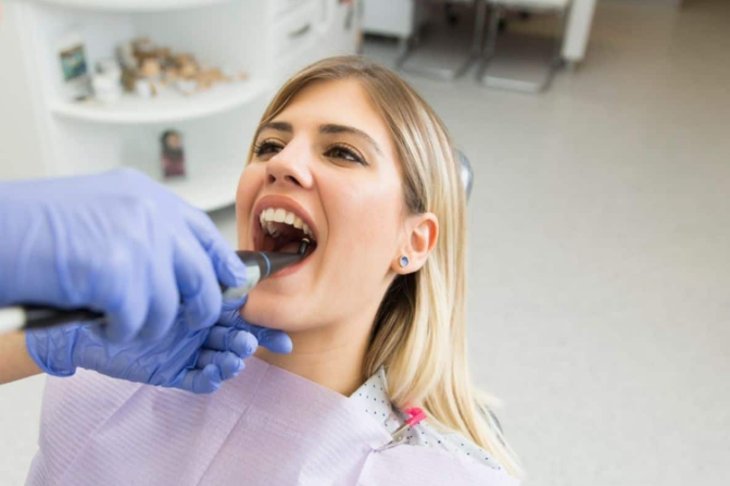 How Endodontist Services Keep Your Teeth Healthy Long-Term